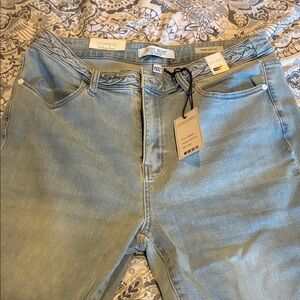 Judy Blue Light Blue High-Rise Jeans